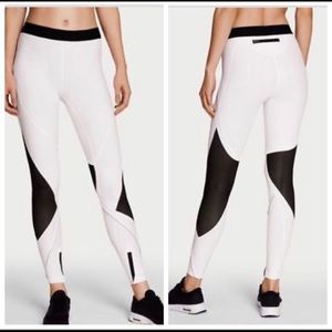 Leggings by Victoria Secret Sport Black and White